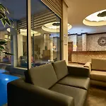 Maya World 4*
