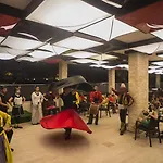 Maya World מלון מרמריס