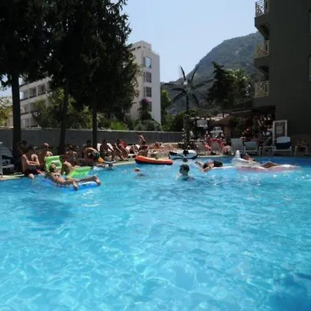 ホテル Arbatt Hotel Marmaris マルマリス