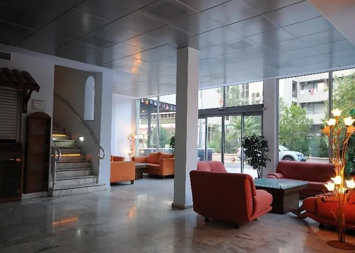 Maya World 4* מרמריס