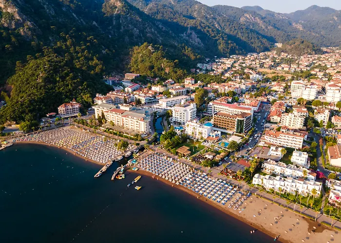 מלון Maya World 4*