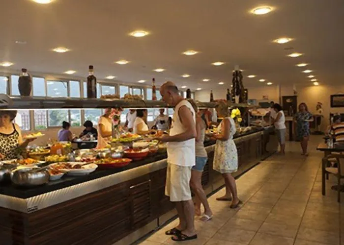 Maya World מרמריס