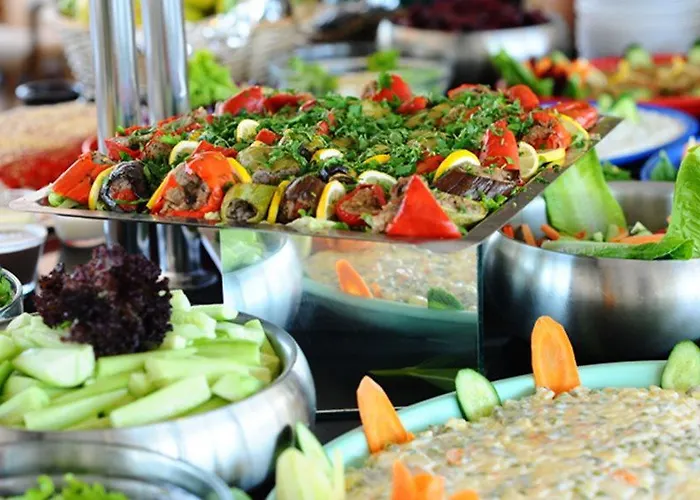 Maya World מרמריס